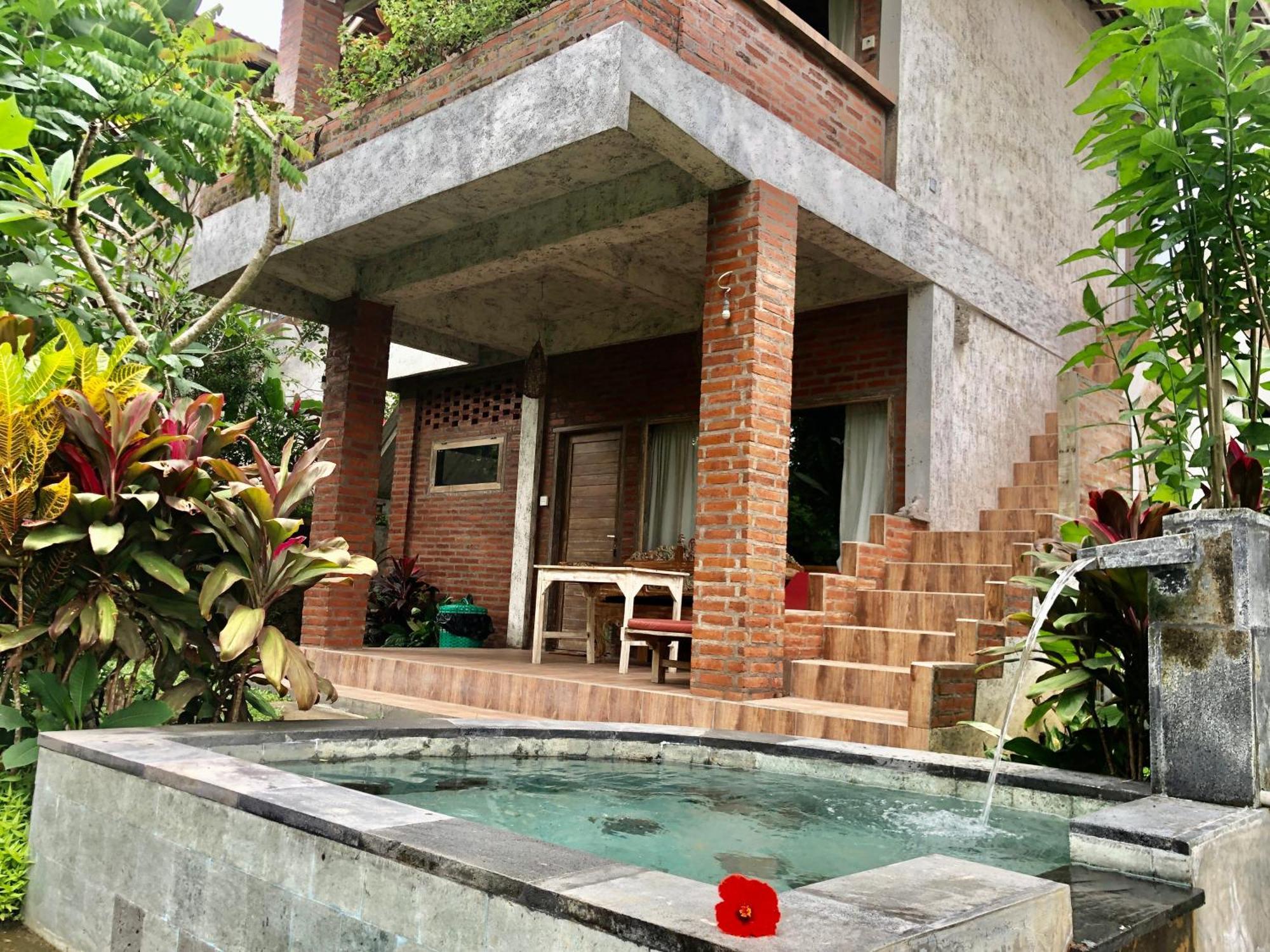 D'Nanda Villa Ubud Buitenkant foto